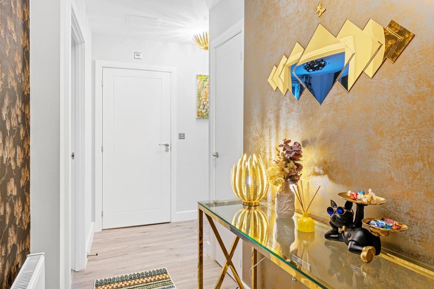 Luxurious Flat At Leicester Town Exterior photo